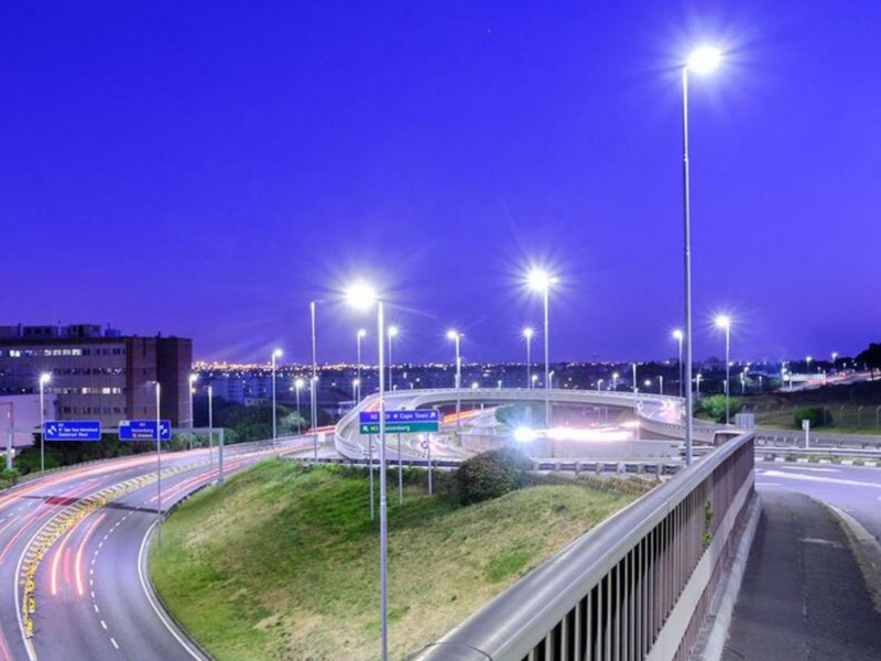 LED STREET LIGHT: Πράσινο φως για μελλοντικές πόλεις